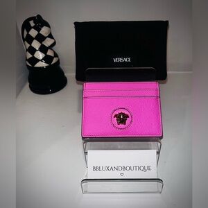 VERSACE Hot Pink Medusa Card Holder ⚜️💕